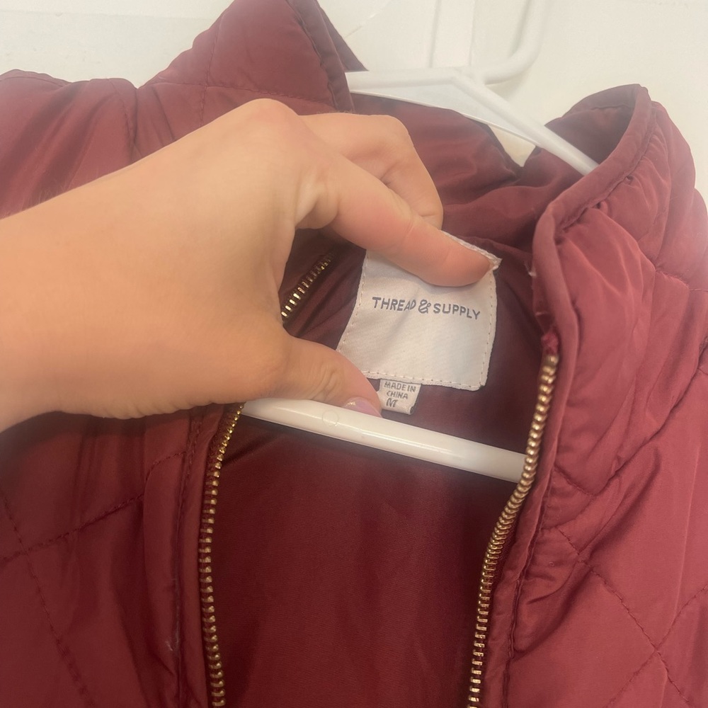 DRY GOODS | Maroon puffer vest - Picture 2 of 3